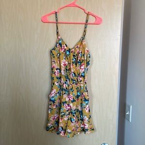 yellow summery romper (medium)